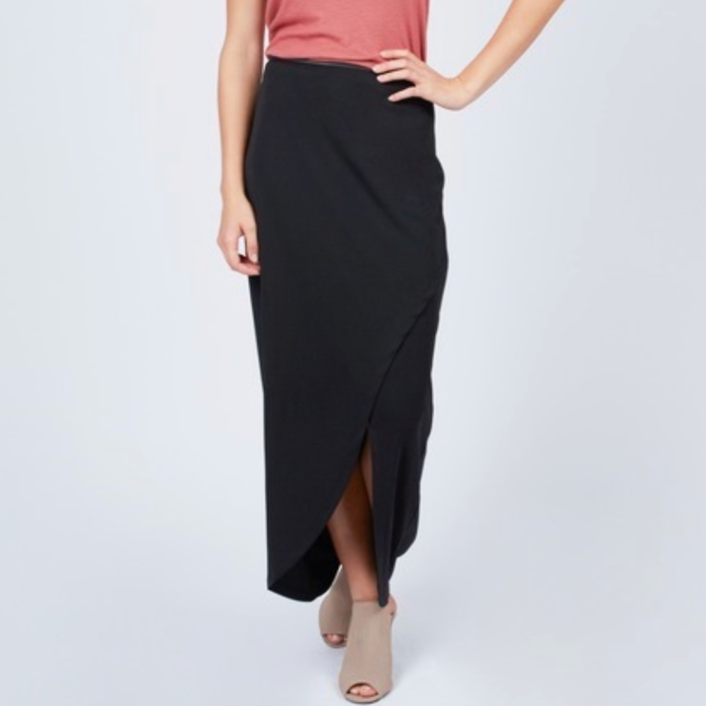 Noir Front Wrap Skirt NWOT